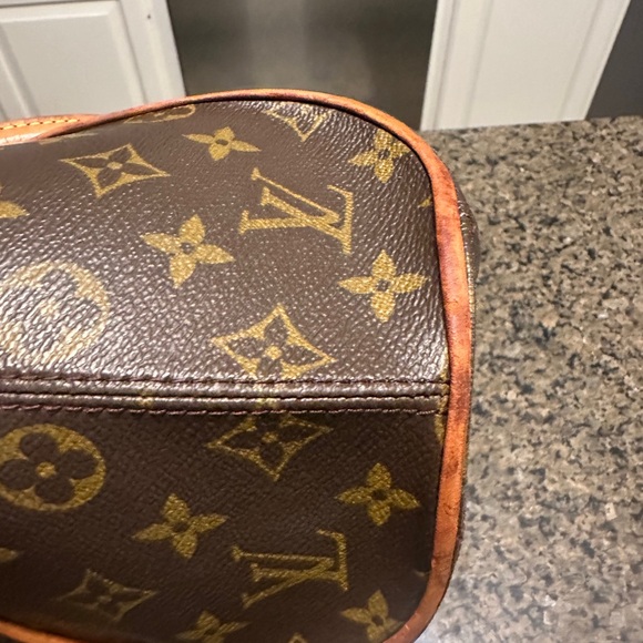 Louis Vuitton Ellipse PM w/COA - Picture 6 of 13